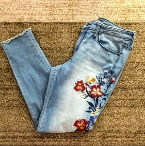 Embroidered skinny jeans